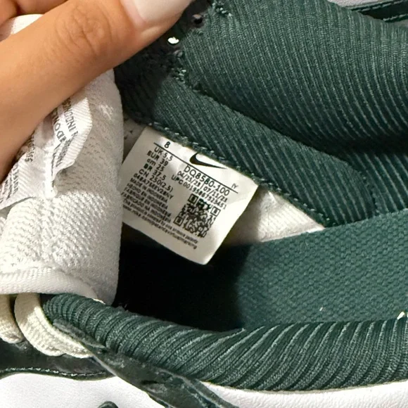 Nike Dunk Low - Picture 3 of 6